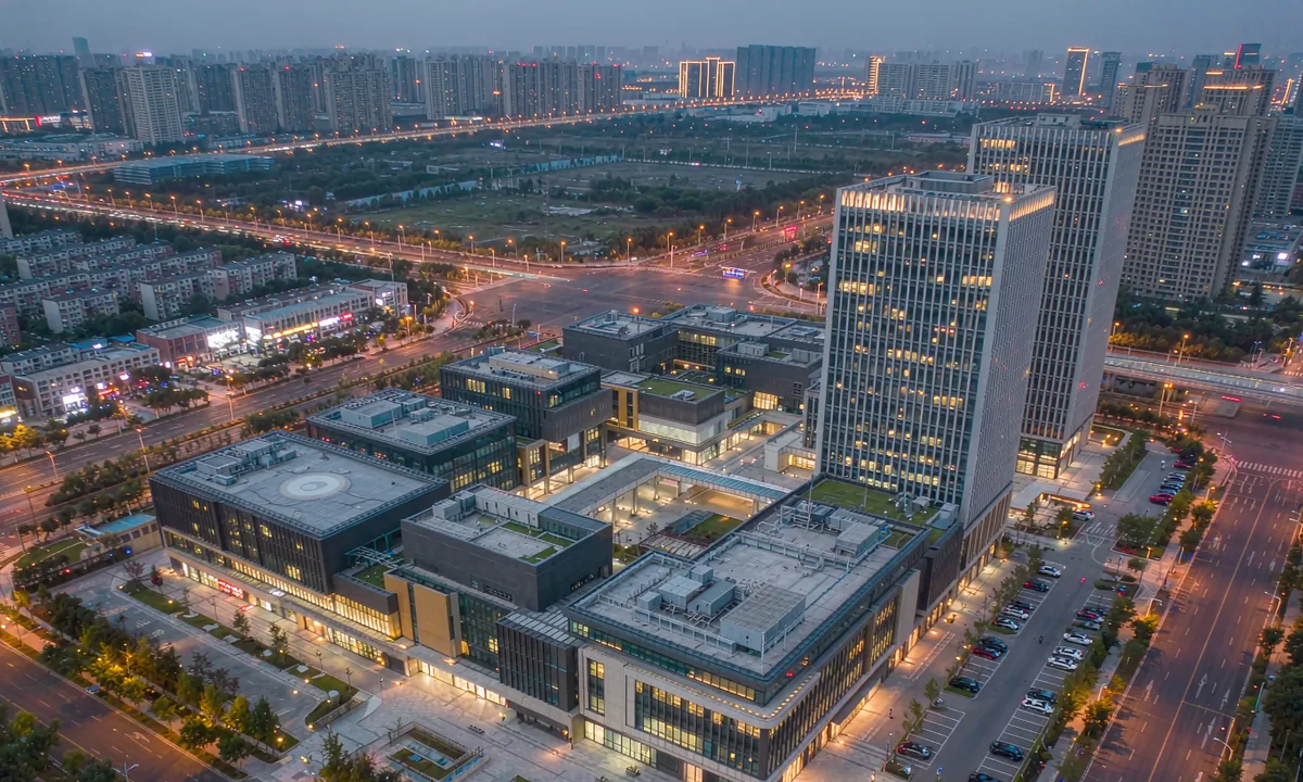 建筑与房地产项目施工现场
